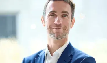 Dr. Jordan TOURNOIS Dr. Jordan TOURNOIS