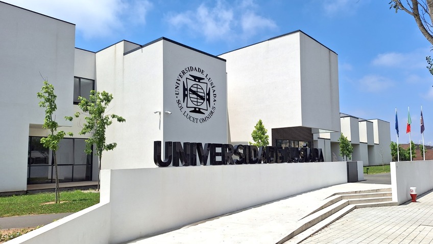 Université Lusiada