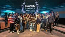 Les étudiants d’aivancity avec le Pr Dhar après l’atelier